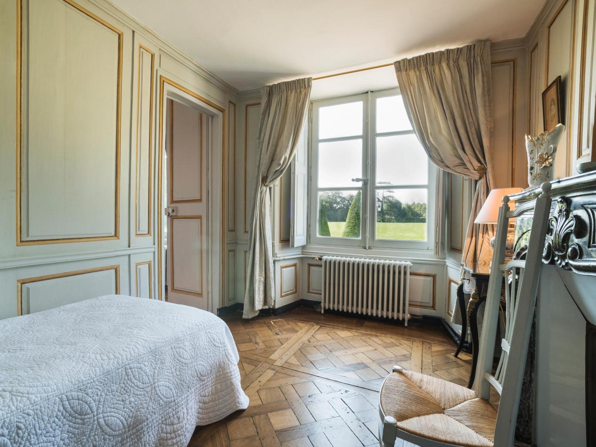 Chateau De Bouceel - Mont Saint Michel Vergoncey Bilik gambar